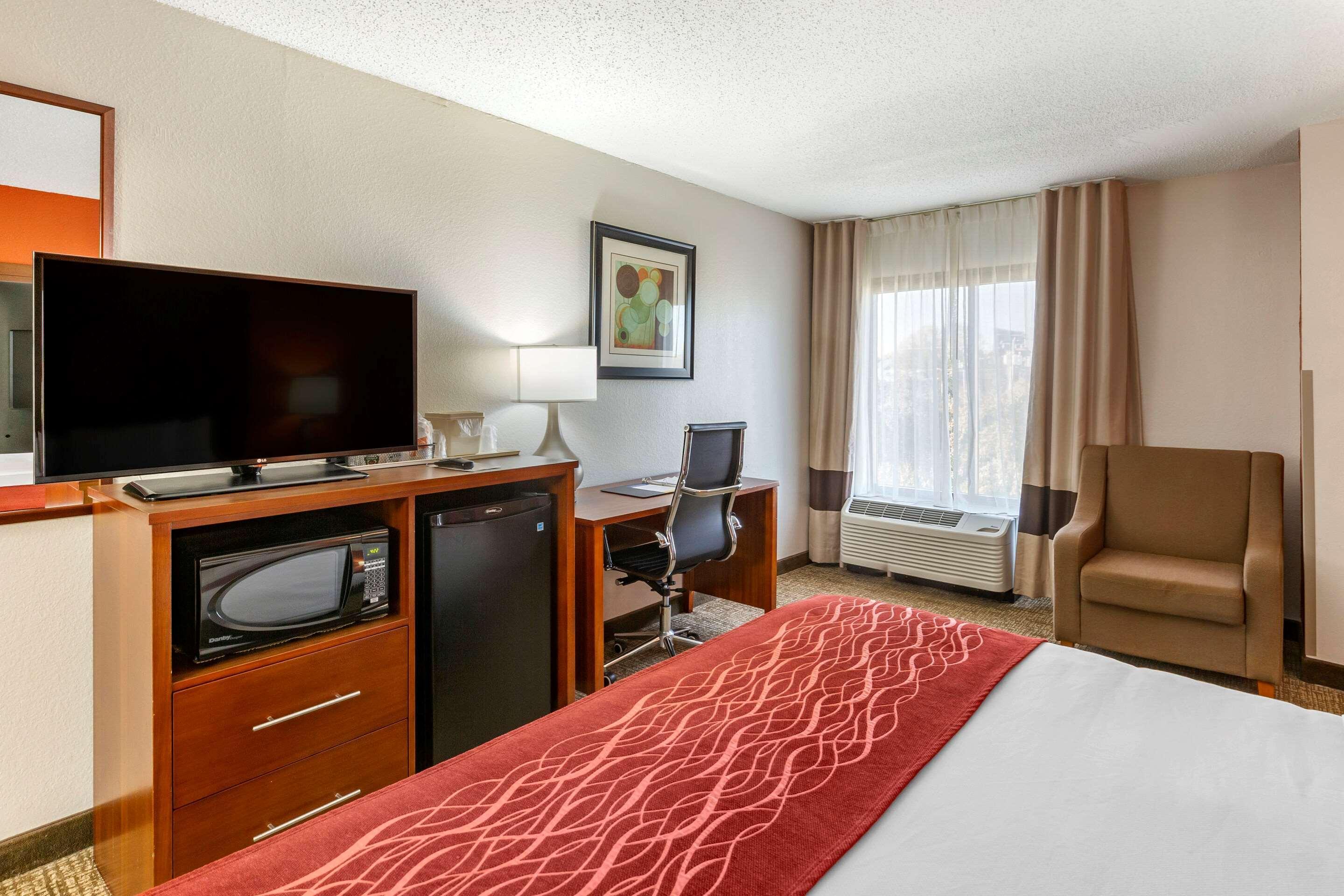 Comfort Inn Greensboro - Kernersville Kültér fotó