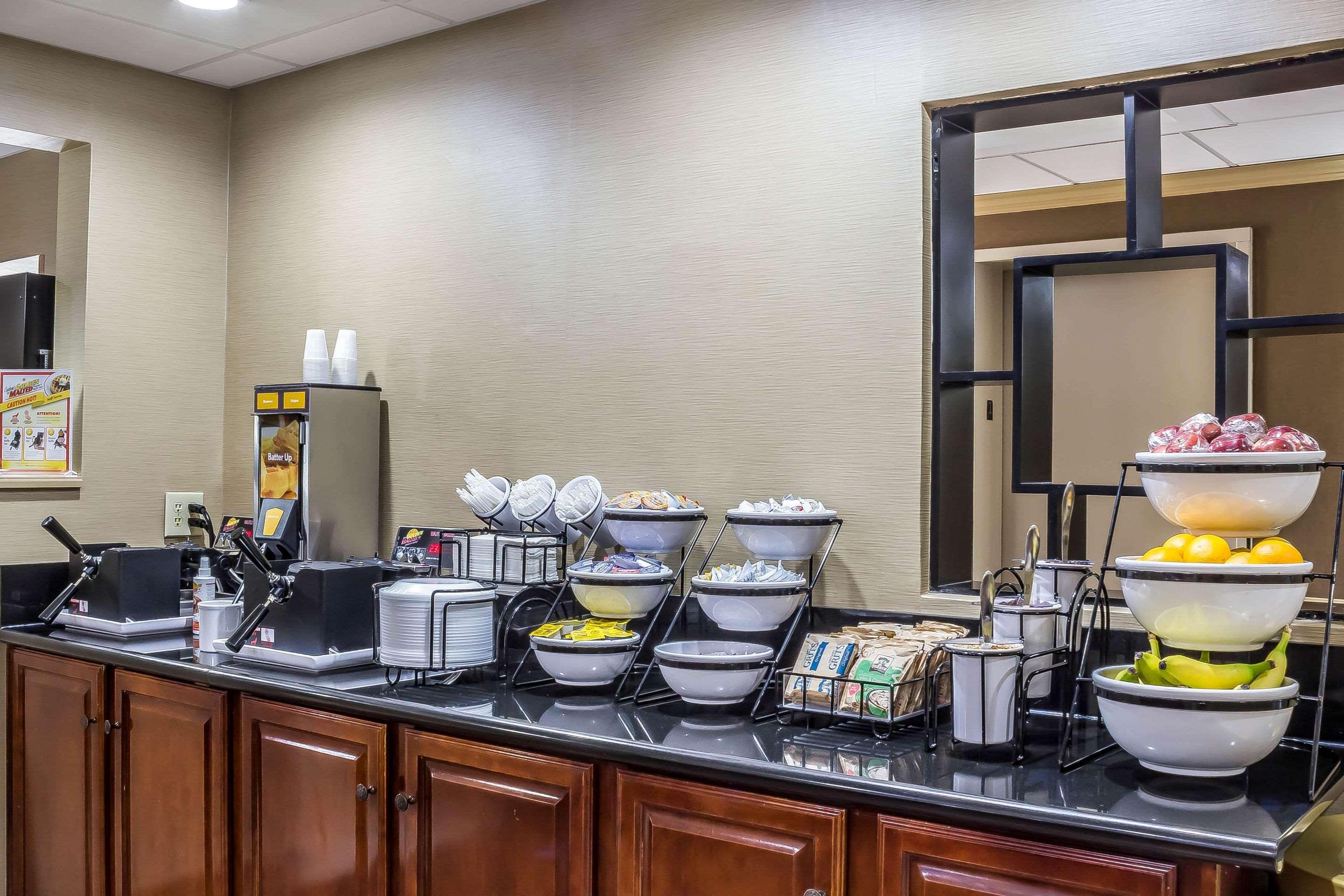 Comfort Inn Greensboro - Kernersville Kültér fotó