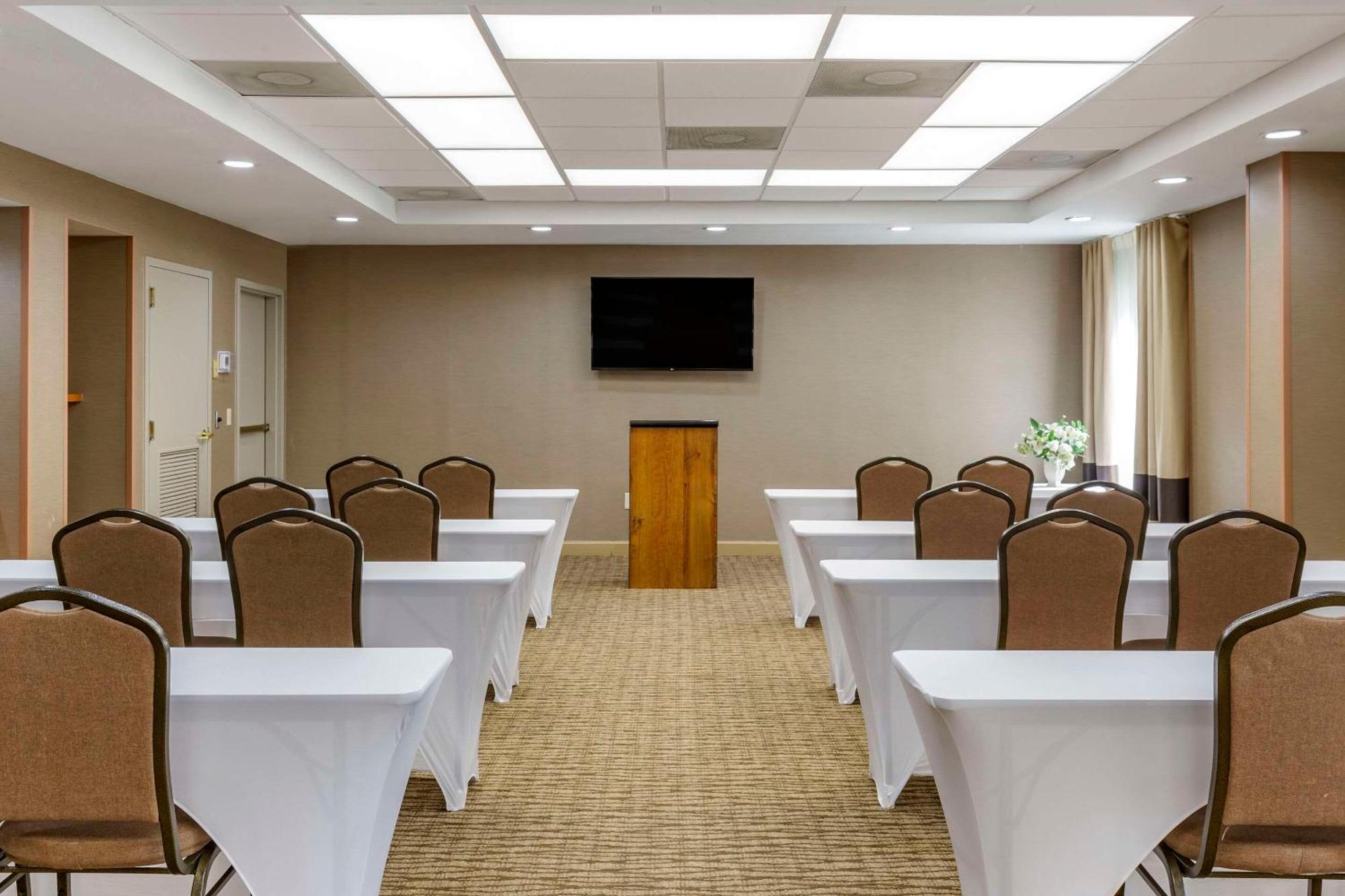 Comfort Inn Greensboro - Kernersville Kültér fotó