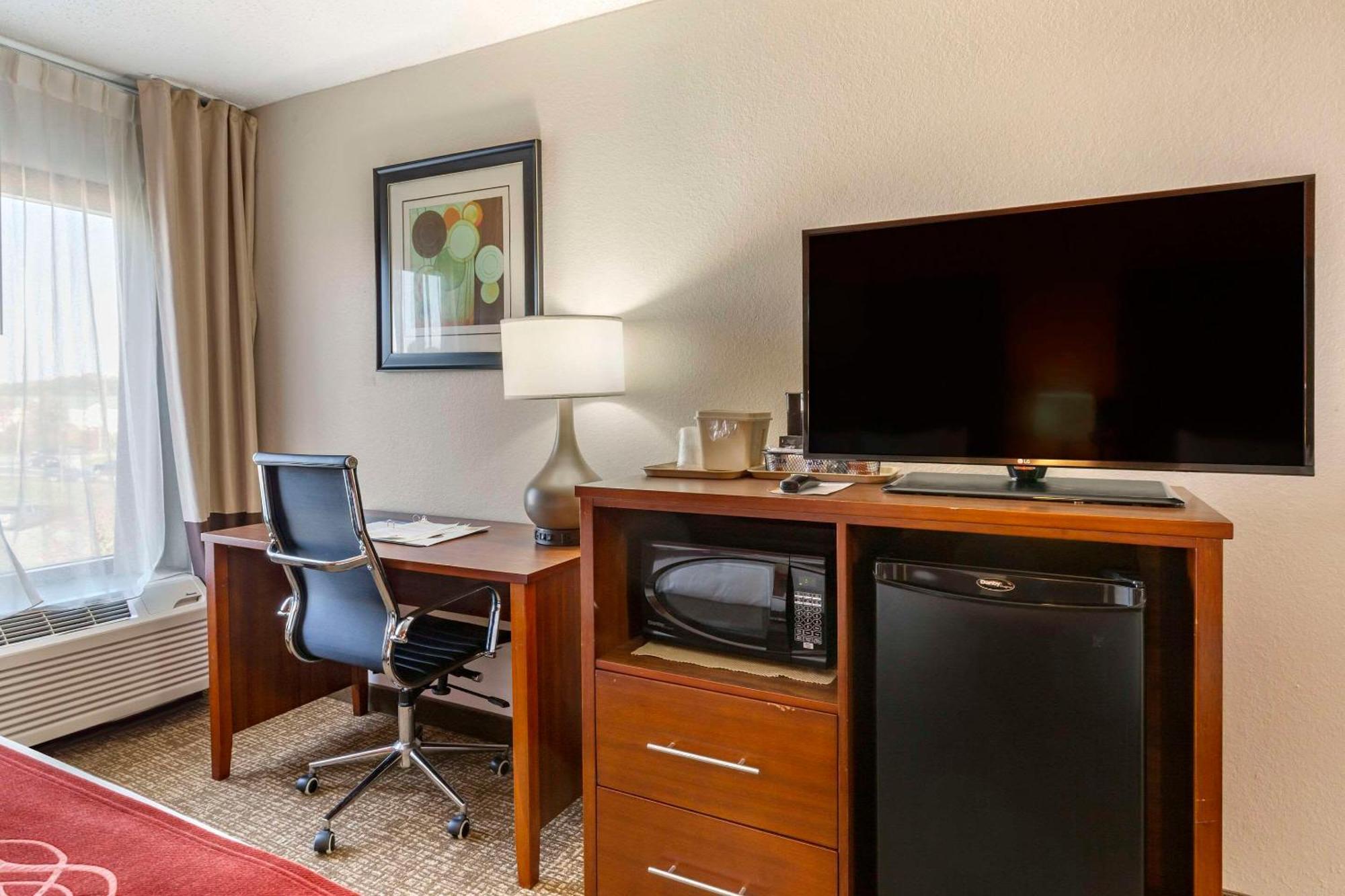 Comfort Inn Greensboro - Kernersville Kültér fotó