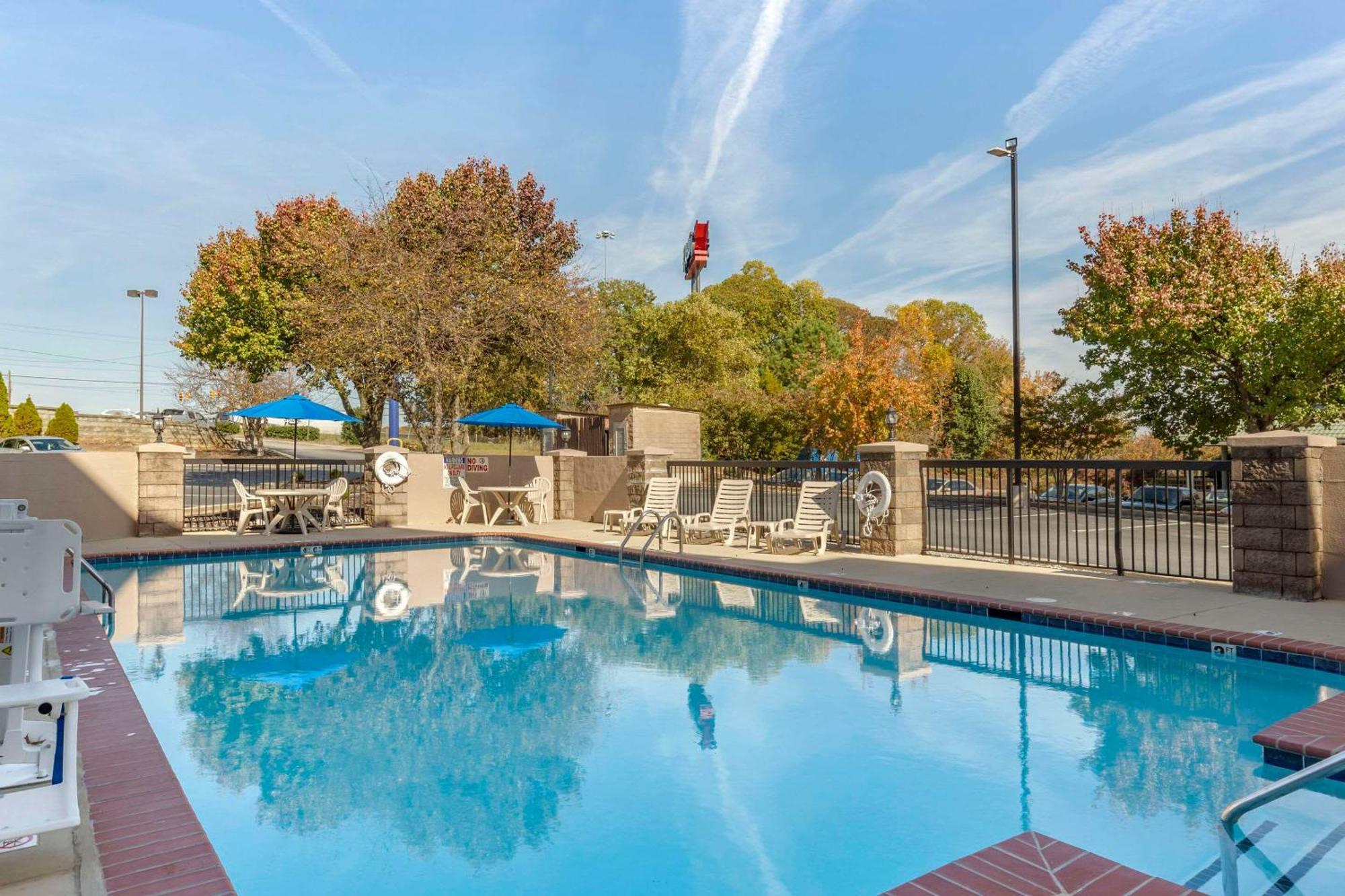 Comfort Inn Greensboro - Kernersville Kültér fotó